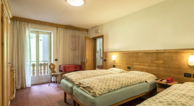 Трёхместный номер Comfort с балконом Albergo Panorama