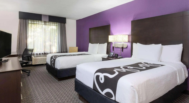 Четырёхместный номер Standard La Quinta by Wyndham Clifton/Rutherford