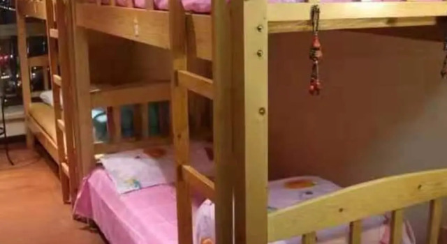 Кровать в общем номере (женский номер) Shenzhen Mugufang Youth Hostel