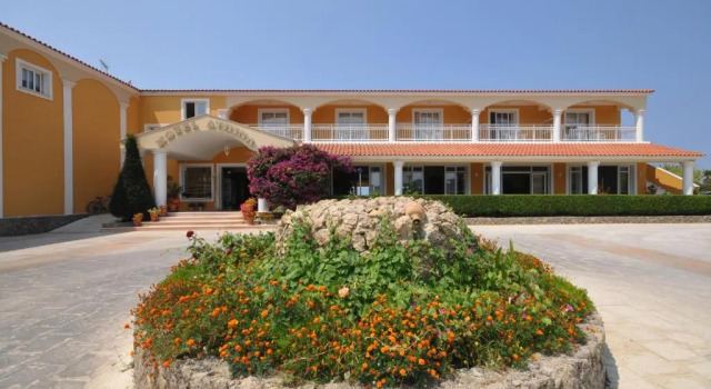 Двухместный номер Standard с видом на сад Hotel Athina