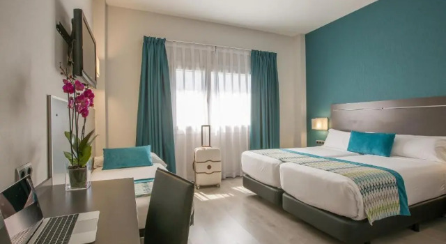 Трёхместный Номер Hotel Venture Sant Cugat