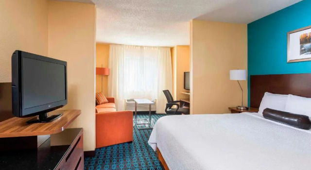 Студия Fairfield Inn & Suites Mansfield Ontario
