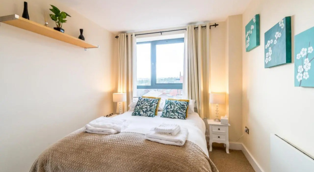 KING SIZE Bed, 2 Bath, FREE PARKING & WiFi, Забронировать Апартаменты/квартира Апартаменты Южного Йоркшира, Апартаменты/квартира