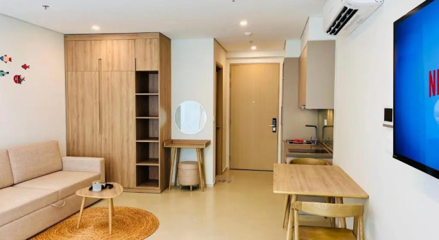 Апартаменты BIG SALE Louis&Jack Homie Studio 50m2 with Balcony