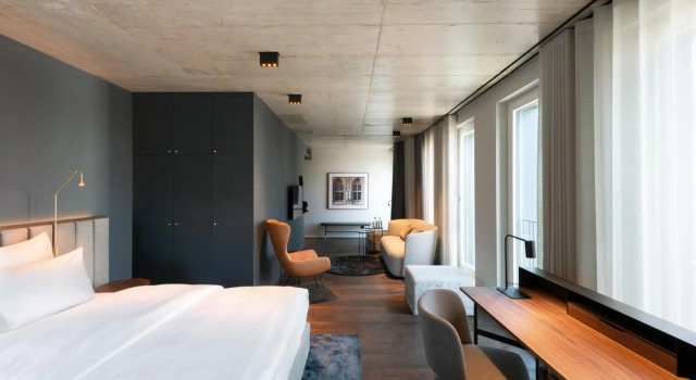 Legend Hotel