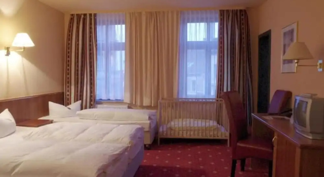 Четырёхместный номер Standard Hotel Merseburger Hof
