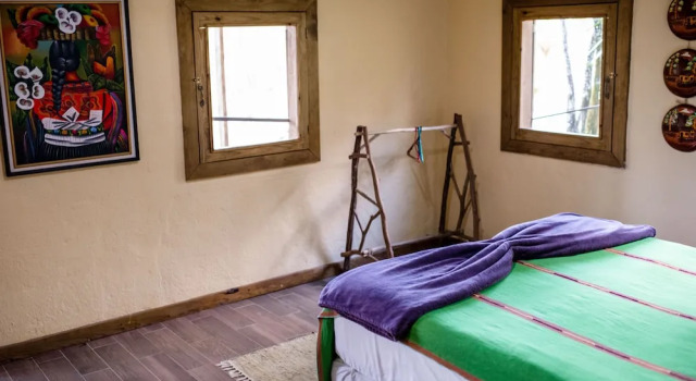 Standard Doppel Zimmer mit Flussblick Pine Ridge Lodge