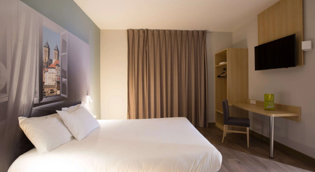Четырёхместный номер Standard Campanile Metz Nord Woippy