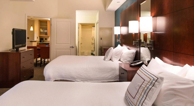 Четырёхместный люкс c 1 комнатой Residence Inn Gainesville I-75