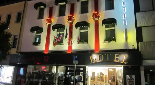 Hotel Rheinischer Hof, Забронировать Отель Эркеленц 