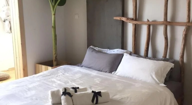 Jing Pu Plant Theme Hostel