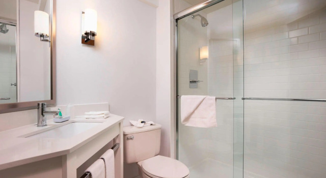 Двухместный номер Standard Four Points by Sheraton Mall of America Minneapolis Airport