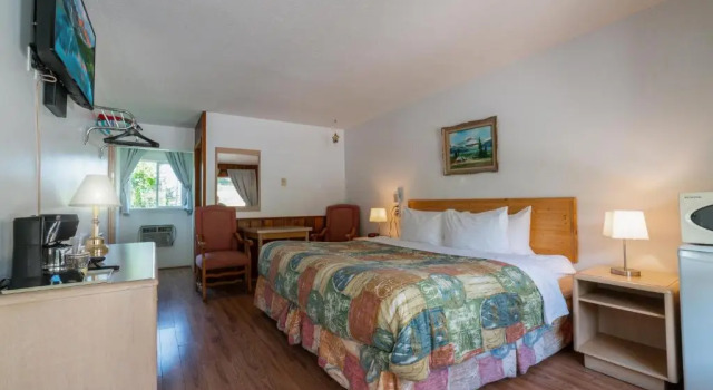 Номер Standard Cedar Motel