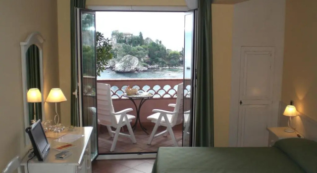 Двухместный номер Standard с видом на море Mendolia Beach Hotel