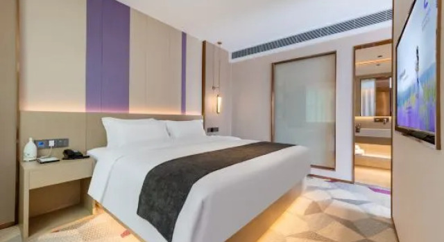 Люкс Lavande Hotel (Dongguan Huangjiang Walmart Rainbow Shopping Center)