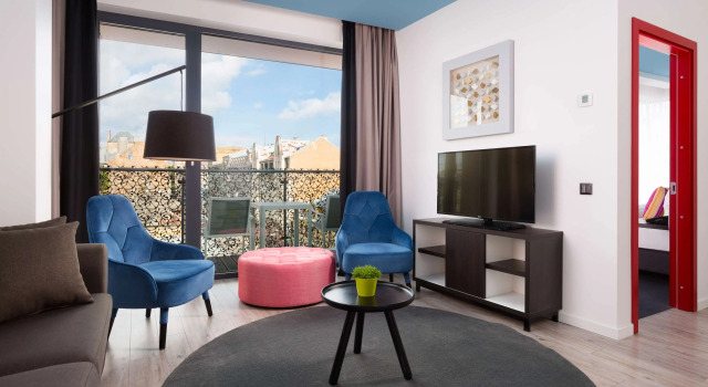 Апартаменты c 1 комнатой с балконом Park Inn by Radisson Residence Рига Барона