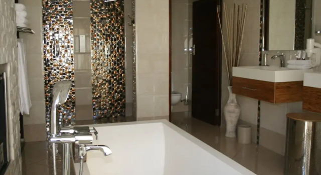 Люкс Eagle Rock Executive Guest House