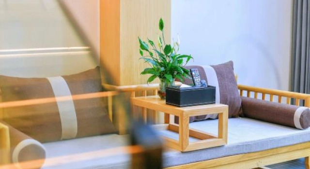 12C · Prime Location in Core Scenic Area · River & Night View, Book Hotel Xiangxi Hunan