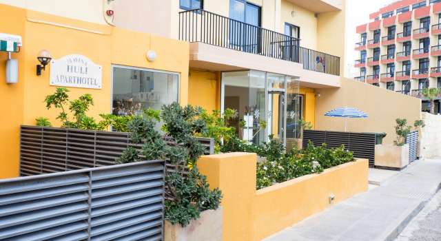 Huli Hotel & Apartments, Boek Appartement Appartementen in Qawra, Appartement