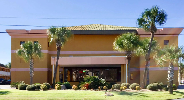 Baymont by Wyndham Pensacola at NAS Corry, Rezerwuj Hotel West Pensacola Stany Zjednoczone