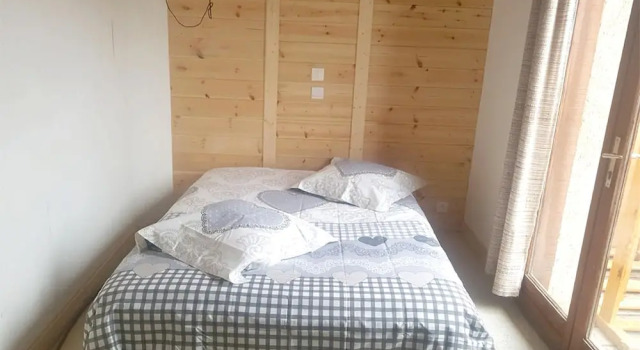 Property With 8 Bedrooms in Vars, With Balcony - 2 km From the Slopes, Prenota Hotel Hotel a Alvernia con parcheggio, Parcheggio
