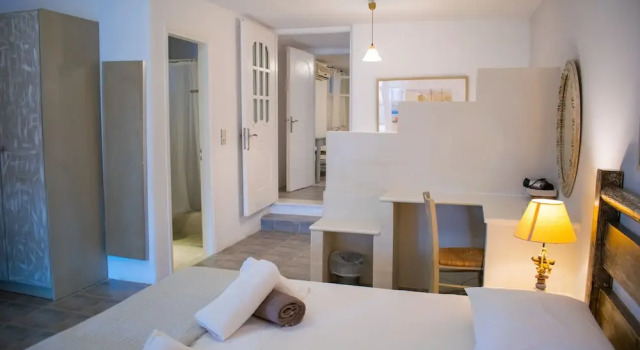 Villa for 6 Guests With Private Pool! In Agia Irini - Walking Distance to Beach!, Prenota Villa Agia Irini Paros Paro