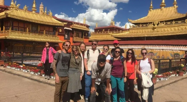 Explore Tibet