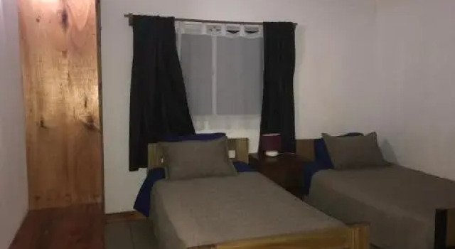Cabañas Pumakari, Prenota Appartamento Hotel a Valparaíso con parcheggio, Parcheggio