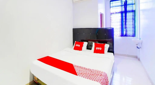 Номер Deluxe OYO 91283 Sg Premium Guest House