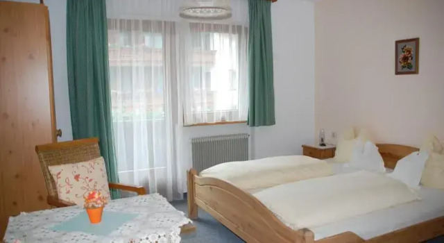 Haus Kristall, Book Hotel Uderns Fügen