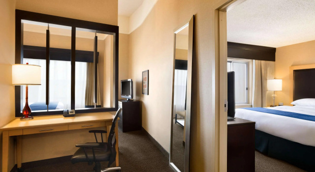 DoubleTree by Hilton Hotel Oklahoma City Airport