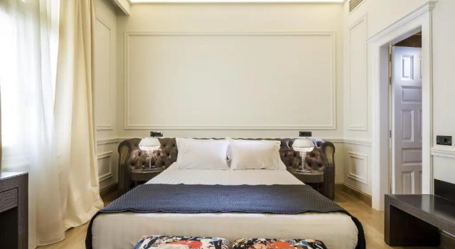 Полулюкс 3 Sixty Hotel & Suites
