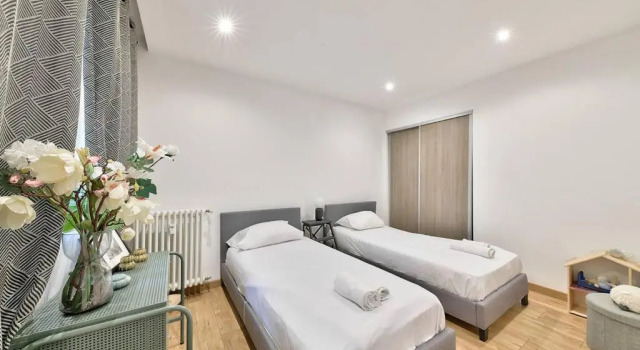 Cosy 2 Bedroom Flat 10min To the Vieux Port