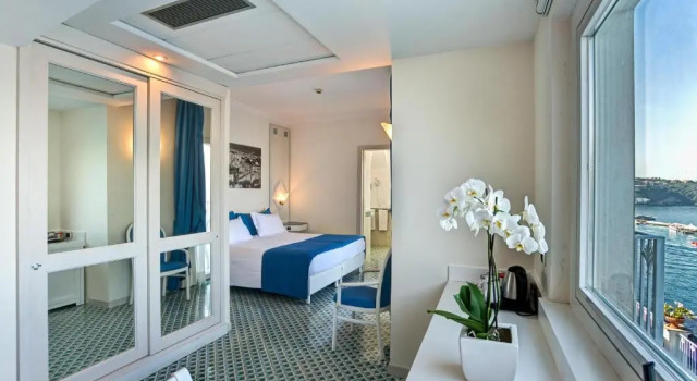 Двухместный номер Deluxe с видом на море Grand Hotel Riviera