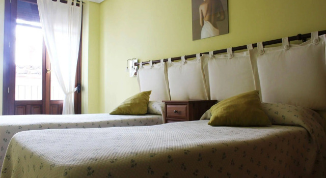 Apartamentos Turísticos Altuzarra, Prenota Appartamento Hotel a La Rioja con parcheggio, Parcheggio