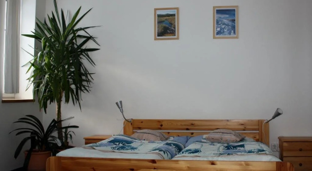 Apartmány Doma, Rezerwuj Hotel Hotele w Jizera Mountains z parkingiem, Parking