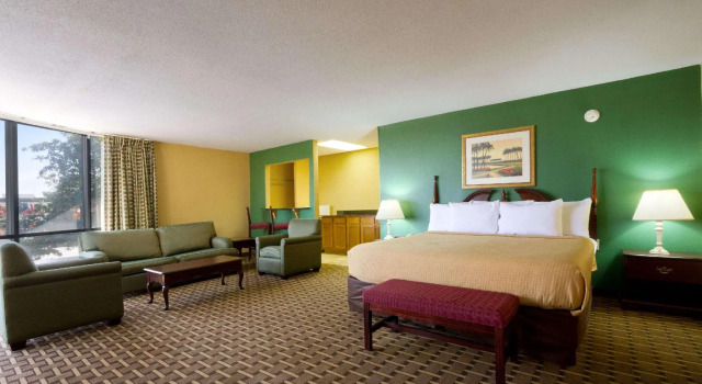 Люкс Red Roof Inn & Suites Duncan