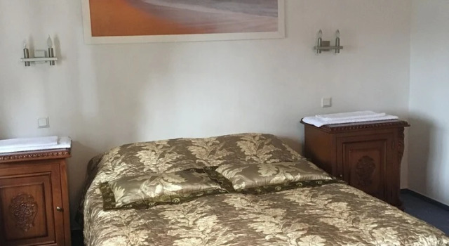 Двухместный номер Standard с балконом Hotel Krone