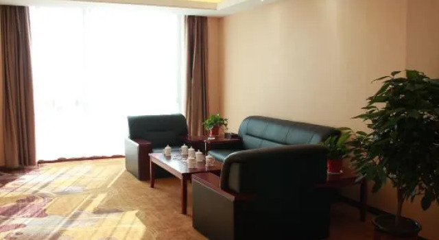 Люкс Deluxe Guohua Hotel