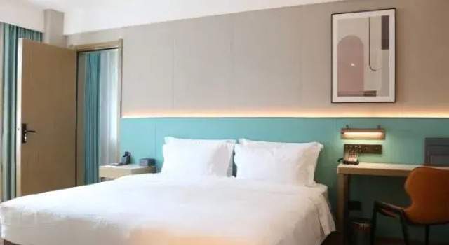 Люкс Business EZZI HOTEL(Taiyuan Changzhi Road Xuefu Street Subway Station)