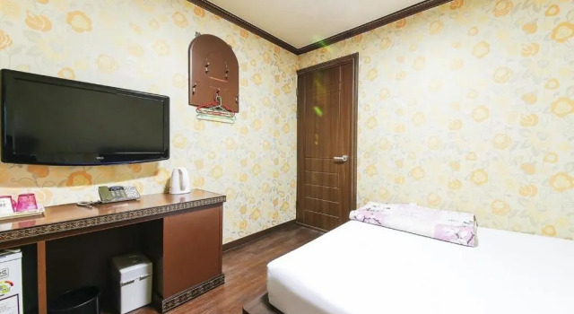 Номер Standard Sangmu Motel Gwangju
