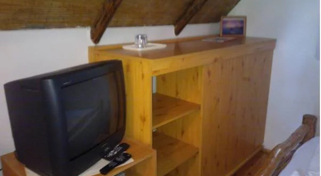 Achilles Park, Buchen Sie Hotel Győr 