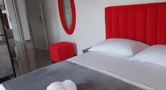 Standaard Driepersoonskamer met balkon Hotel Eagle