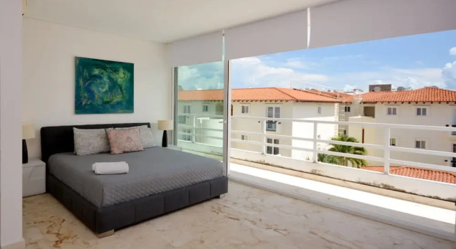 Апартаменты Stylish 2BR a few steps to the beach with pools by Happy Address