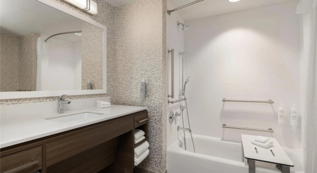Одноместный люкс Home2 Suites By Hilton Virginia Beach Princess Anne