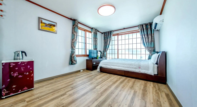 Sea Dragon Pension, Забронировать Гостевой дом Гостевые дома Сонсан, Гостевой дом