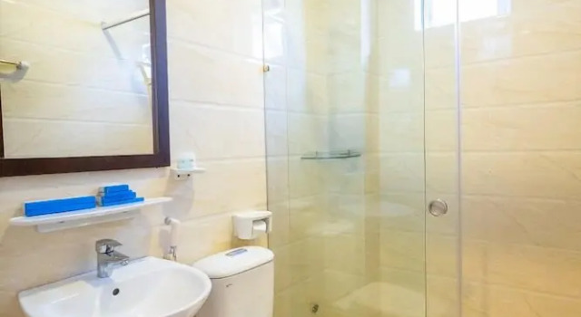 Четырёхместный семейный номер Standard Navy Hotel Da Lat