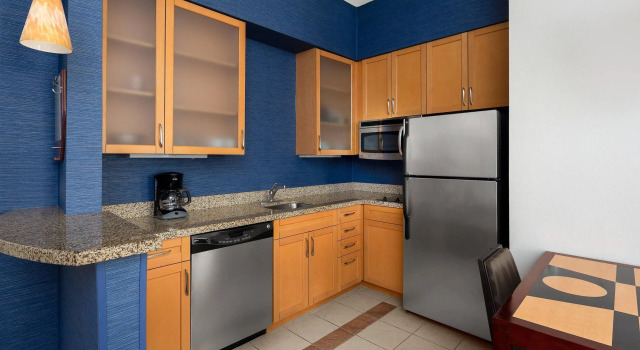 Двухместный люкс c 1 комнатой Residence Inn by Marriott Houston Katy Mills