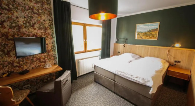 Hotel Kraus - Zentral in Bielefeld-Heepen, Gratis Parken, 24h Self Check-in, Забронировать Отель Билефельд Teutoburg Forest
