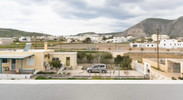Апартаменты White Lily Suites & Lofts